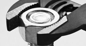 Servis a �dr�ba TZB (technick�ch za��zen� budov)